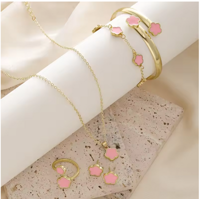 Lucky Five-petal Flower Clover Earrings Necklace Ring Bracelet Five-piece set for Woman Fashionable Accessories Party Jewelry